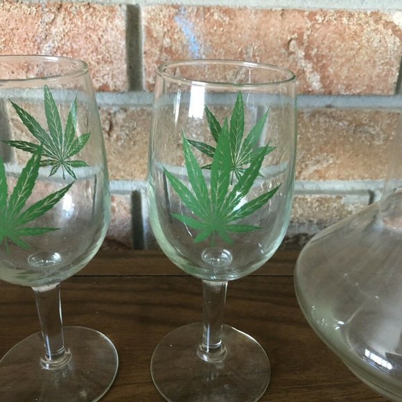 20240805_163229_org.jpg Vintage pot leaf wine decanter and wine glasses set of four 1970\'s